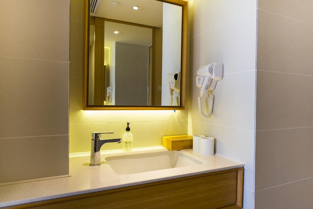 Ji Hotel Shanghai Stadium Exterior photo